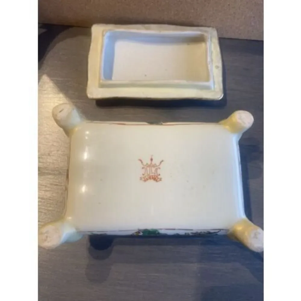 Vintage United Wilson beautiful piece